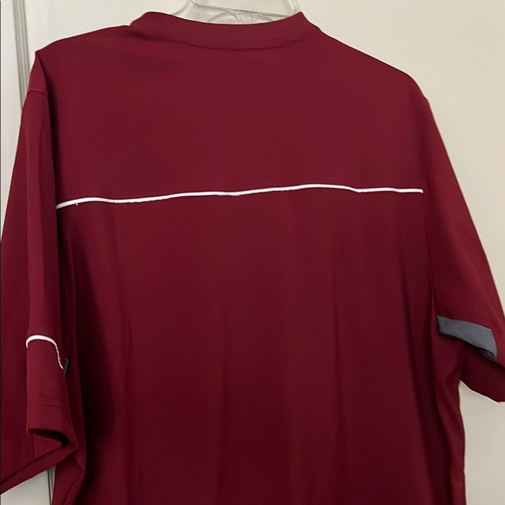 Under Armour Men's Burgundy Jersey - Picture 7 of 8